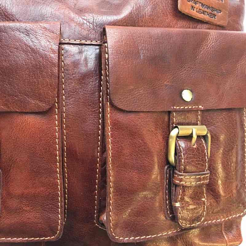 Rowallan Of Scotland Bronco Cognac Twin Pocket Handbag 31-6510-18 pocket detail