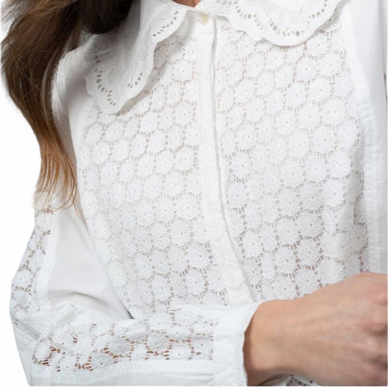 The Shirt Company Clemence Prairie Collar Victorian Boho Shirt in White detail