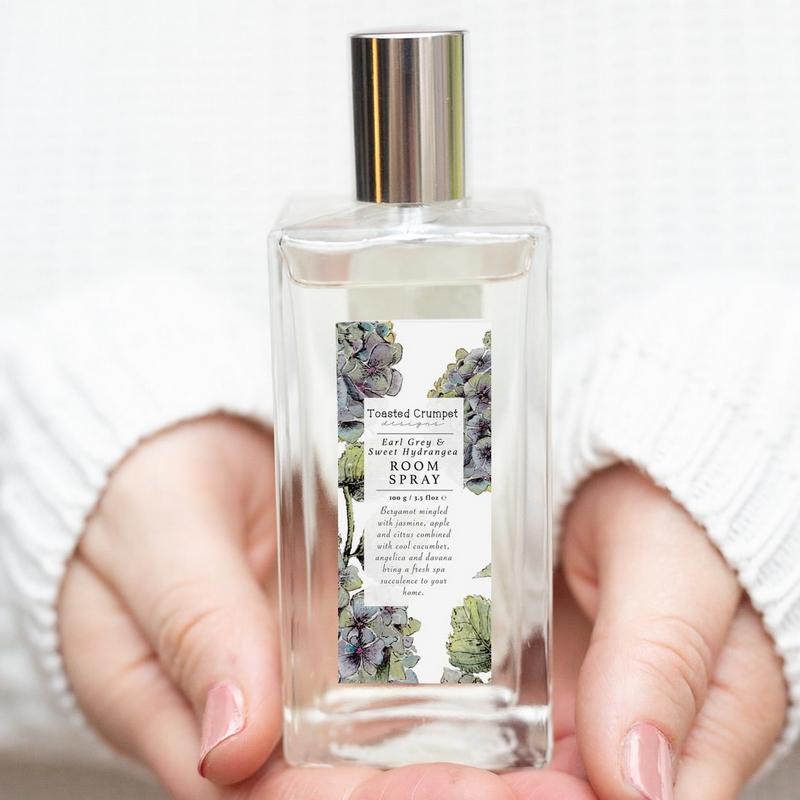 Toasted Crumpet Earl Grey and Sweet Hydrangea Room Spray RS25 in hands