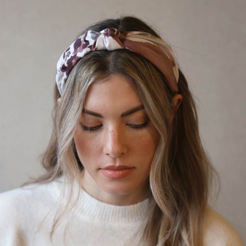 Tutti & Co Bloom Knot Headband HB33 on model 1
