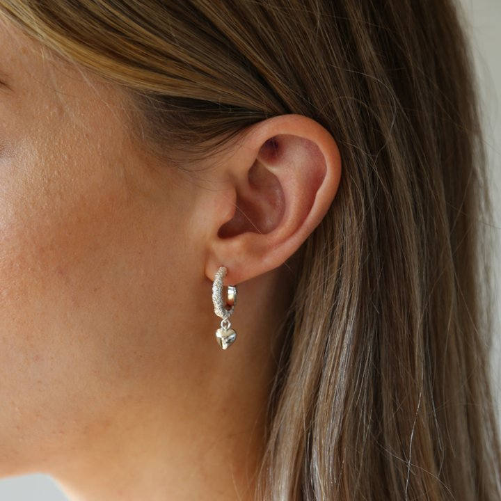 Tutti & Co Courage Earrings Silver Plate EA387S on model