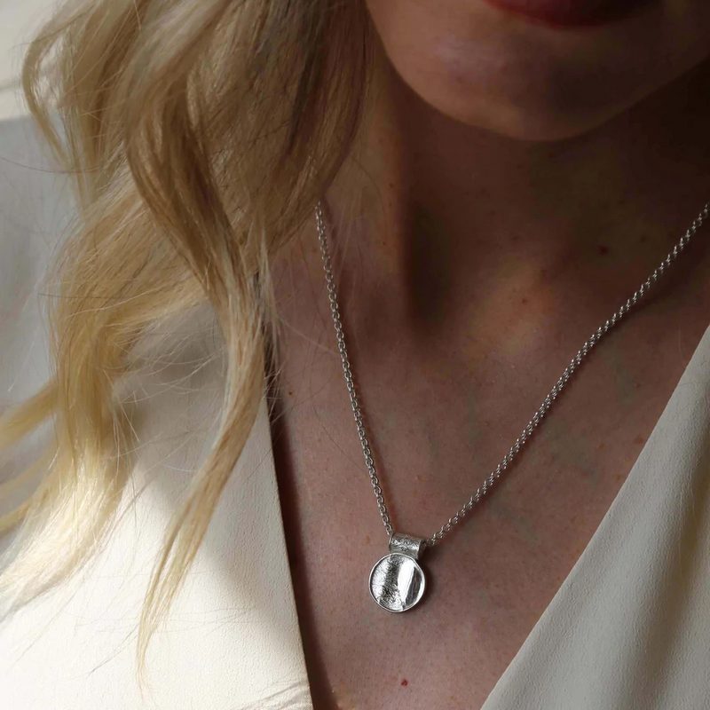 Tutti & Co Jewellery Coin Necklace Silver NE570S on model