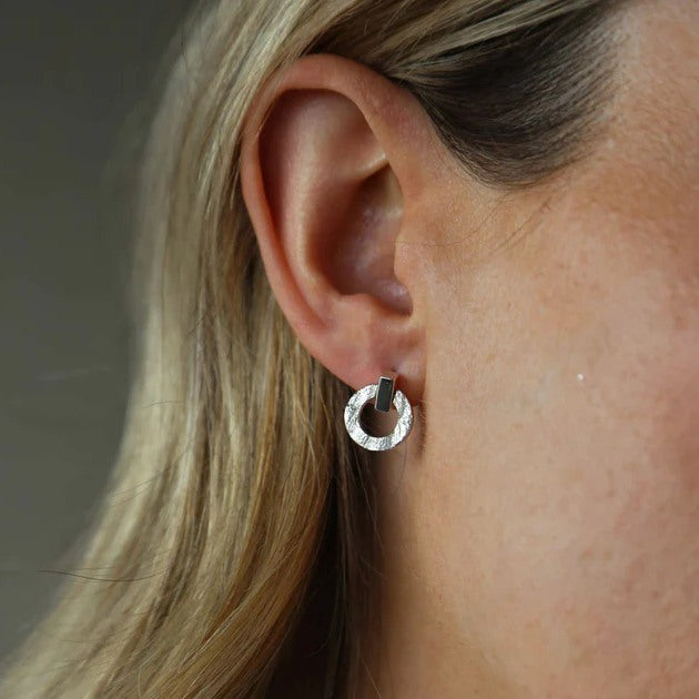 Tutti & Co Palm Earrings Silver EA482S on model close-up