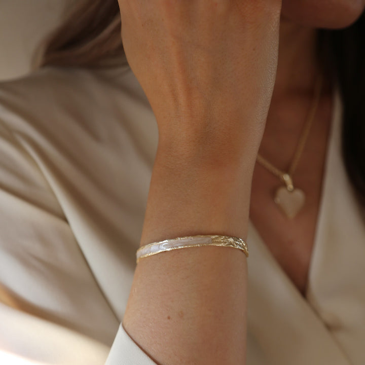 Tutti & Co Pearl Enamel Bangle Gold-Plated BR544G on model
