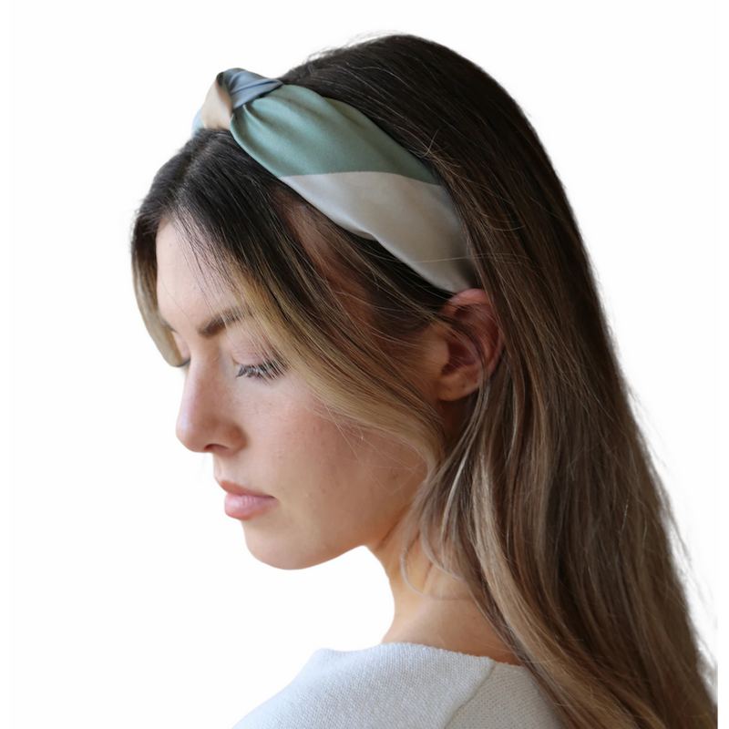Tutti & Co Pure Knot Headband HB43 on model 1