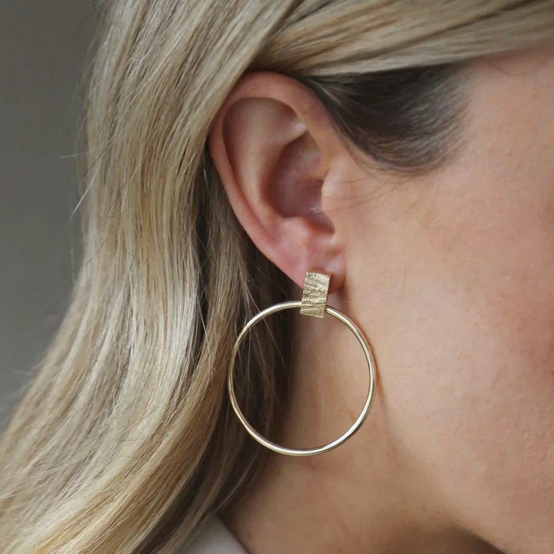 Tutti & Co Sunset Earrings Gold EA469G on model
