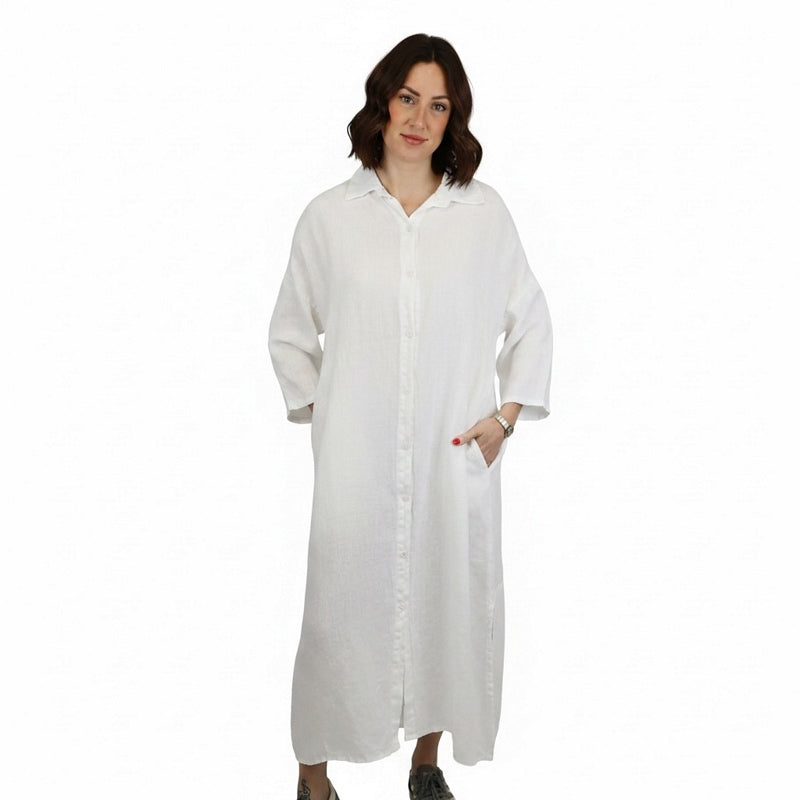 Amazing Woman Finty X Oversized Linen Dress White on model