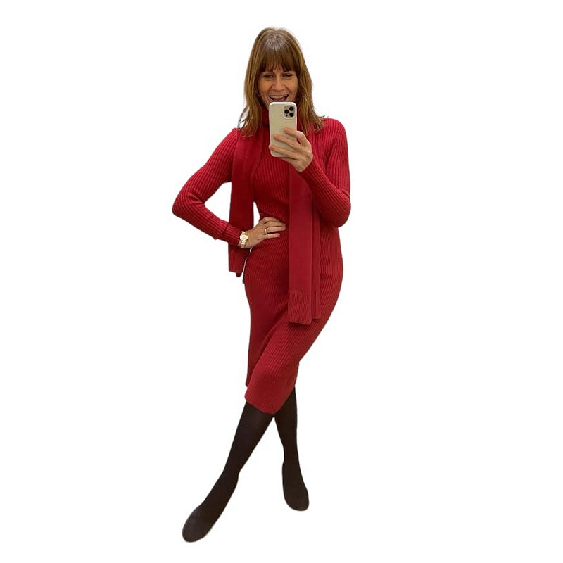 Amazing Woman Paola Fitted Ribbed Midi Dress Berry Red on model with scarf