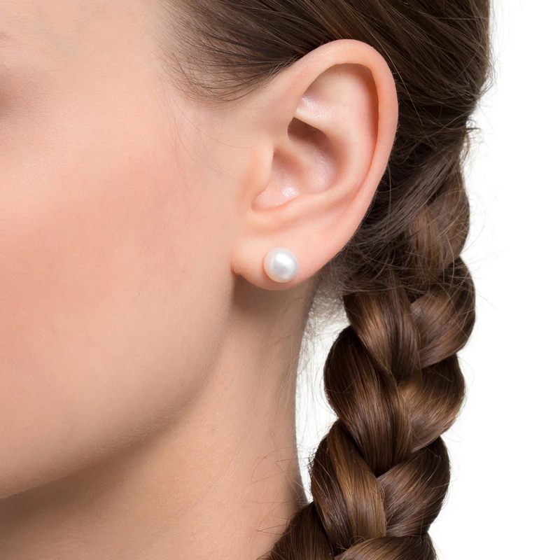 Annabella Moore Jewellery Quality Spirits Pearl Earrings AM07-09E on model