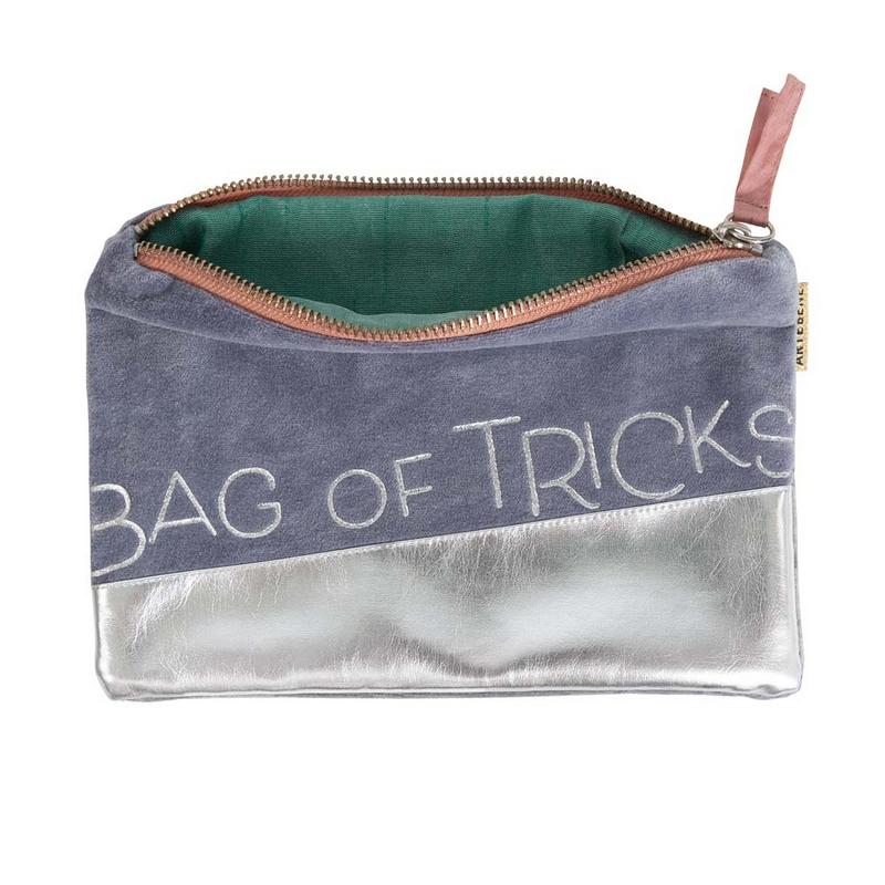 Artebene Cosmetics Bag Mauve Velvet Bag Of Tricks 241031 open