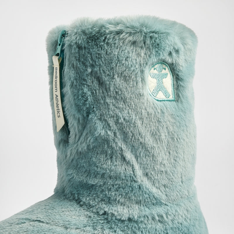 Bedroom Athletics Marilyn Faux Fur Slipper Boot Seafoam Single detail