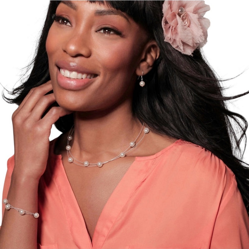 Carrie Elspeth Jewellery Ivory Floating Pearls Necklace N1985 on model