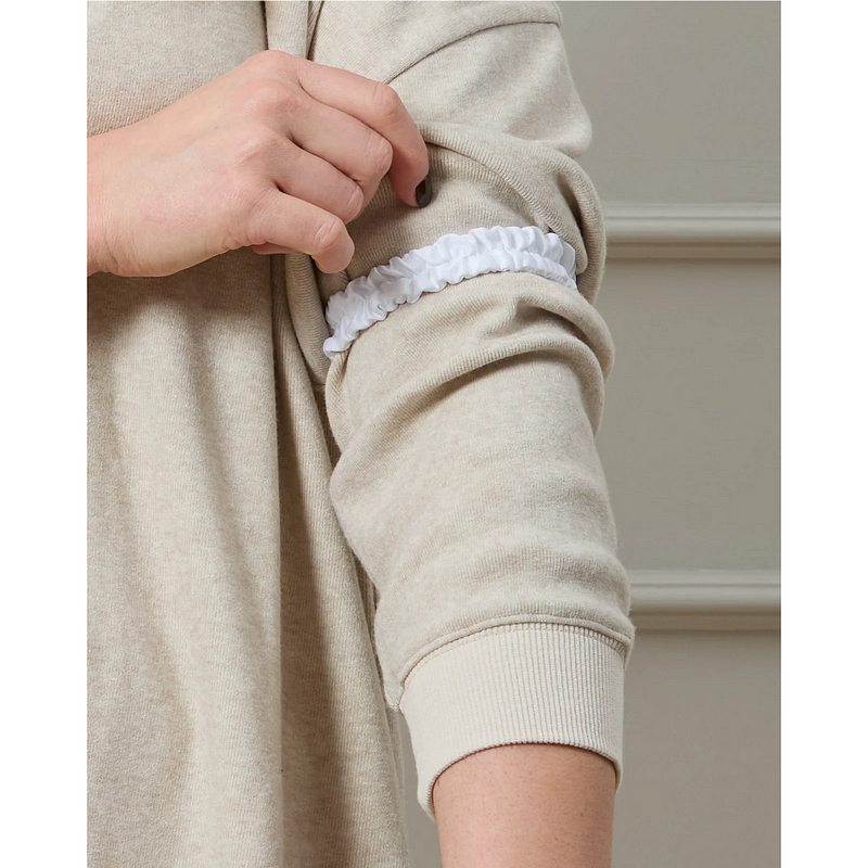 Chalk Clothing Belinda Sleeve Garters White on model 1