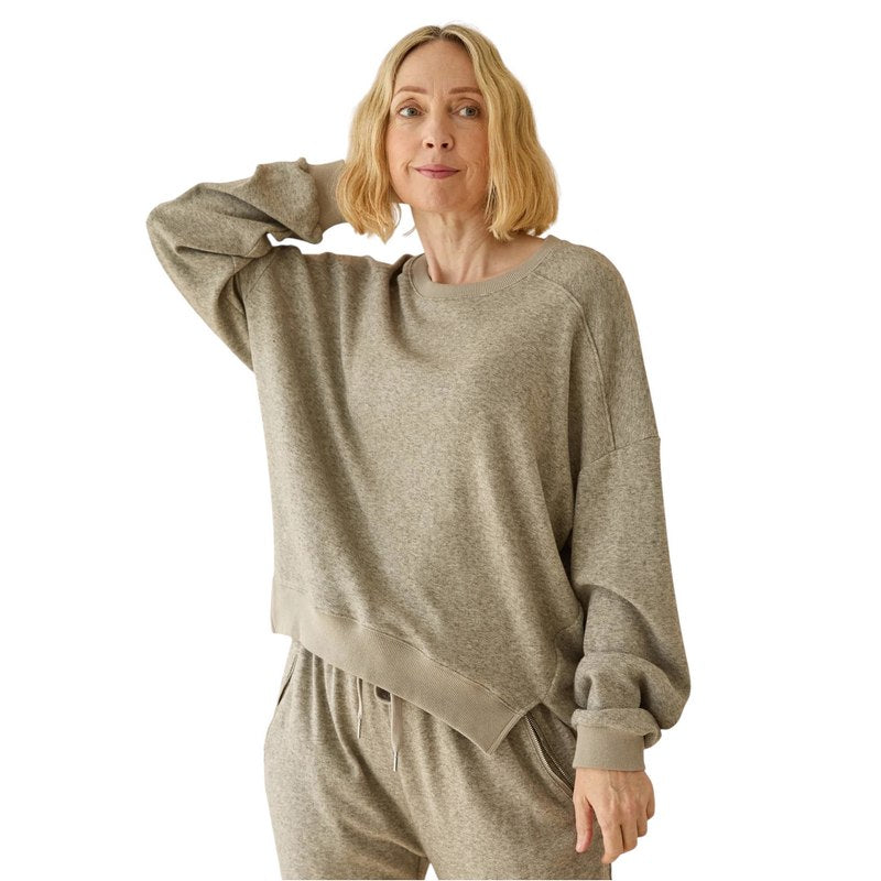 Chalk Clothing Kerrie Sweatshirt Mole on model main
