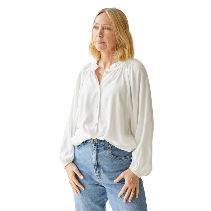 Chalk Clothing Michelle Shirt in Off-White on model front