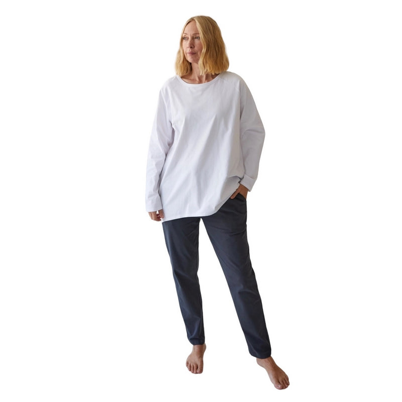 Chalk Clothing Robyn Organic Jersey Top in White on model front