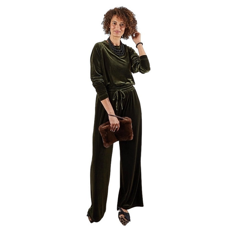 Chalk Clothing Tabby Velour Pant Pine Green One Size on model 1 front