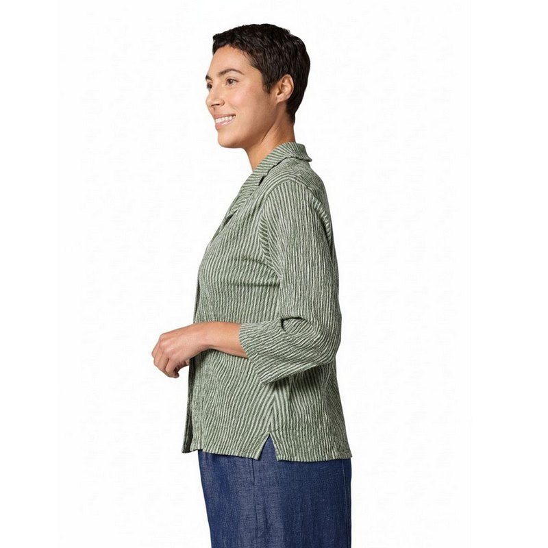 Cut Loose Clothing 3/4 Sleeve Shirt Overcast 0647380 model side