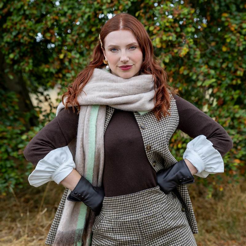 Dents Soft Blanket Scarf with Contrast Edges 4-2900-CAMEL-MINT on model