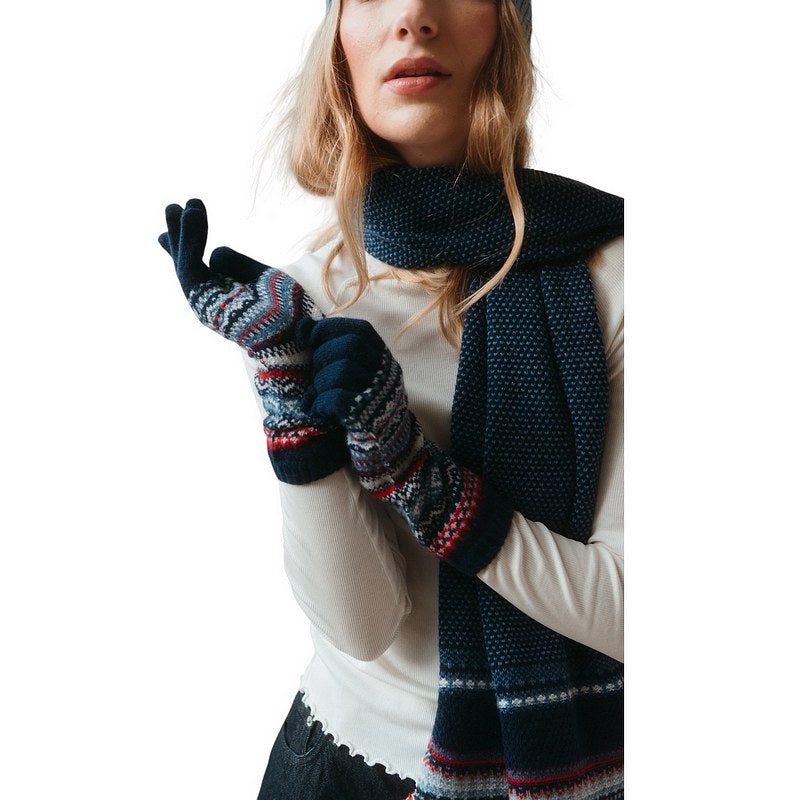 Eribe Knitwear Alpine Scarf S3972 Blue Morning on model close-up