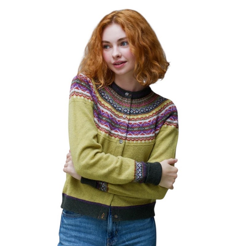 Eribe Knitwear Alpine Short Cardigan Findhorn on model front