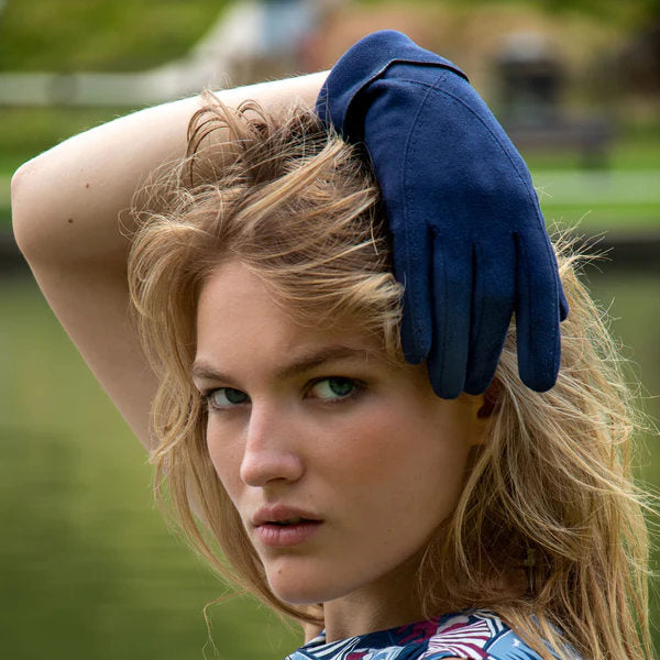 Faux Suede Touchscreen Gloves With Turnback Cuff Navy 6-4242 on model