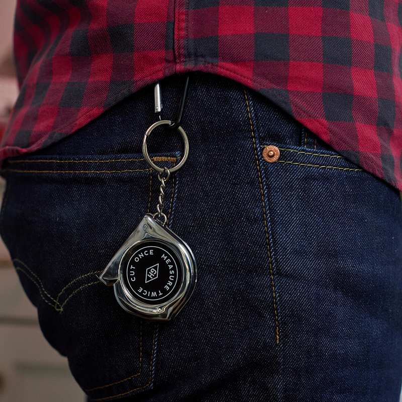 Gentlemen's Hardware Key Chain Tape Measure GEN883 lifestyle
