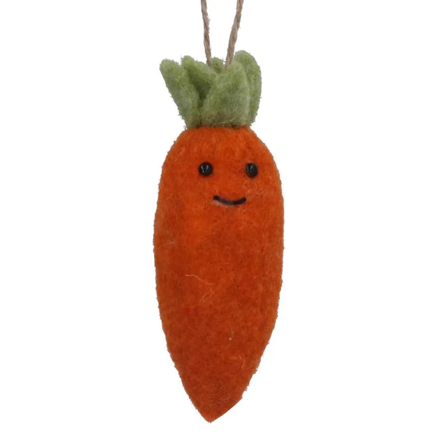 Gisela Graham Mixed Wool Fruit and Veg Decoration Carrot 86031 front