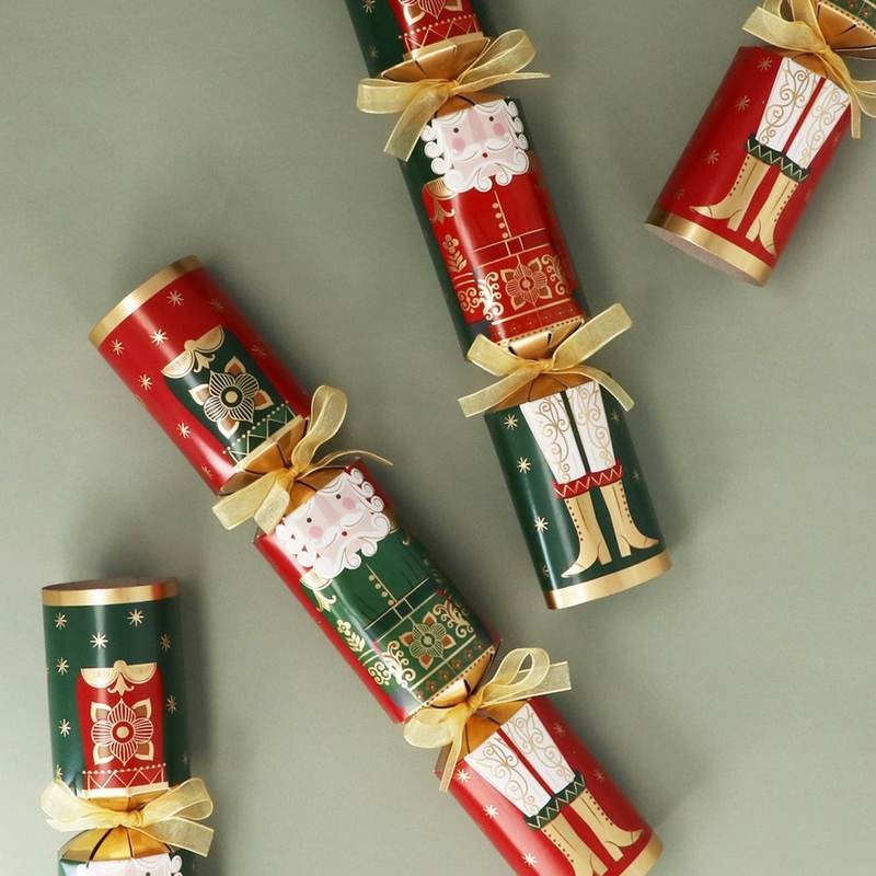 Gisela Graham Red & Green Nutcracker Luxury Christmas Crackers 34100 lifestyle