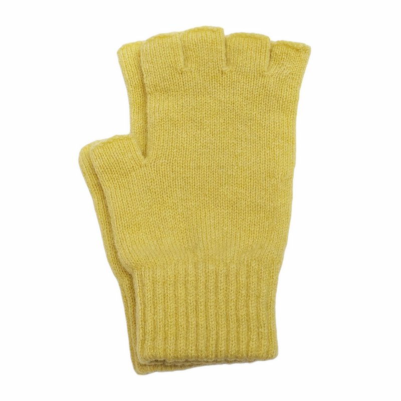 Old School Beauly Knitwear Highlander Fingerless Gloves Buttercup