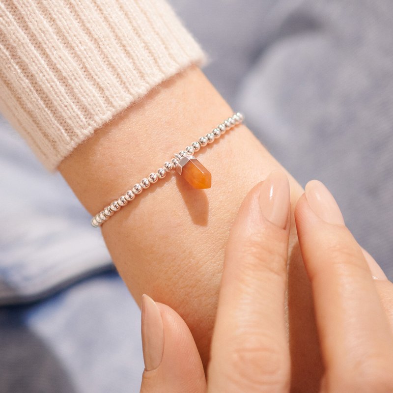 Joma Jewellery A Little Energy Amber Bracelet 6144 on model