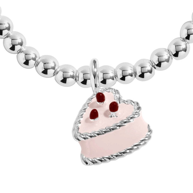 Joma Jewellery A Little Vibes Life Is Sweet Bracelet 9835 charm detail