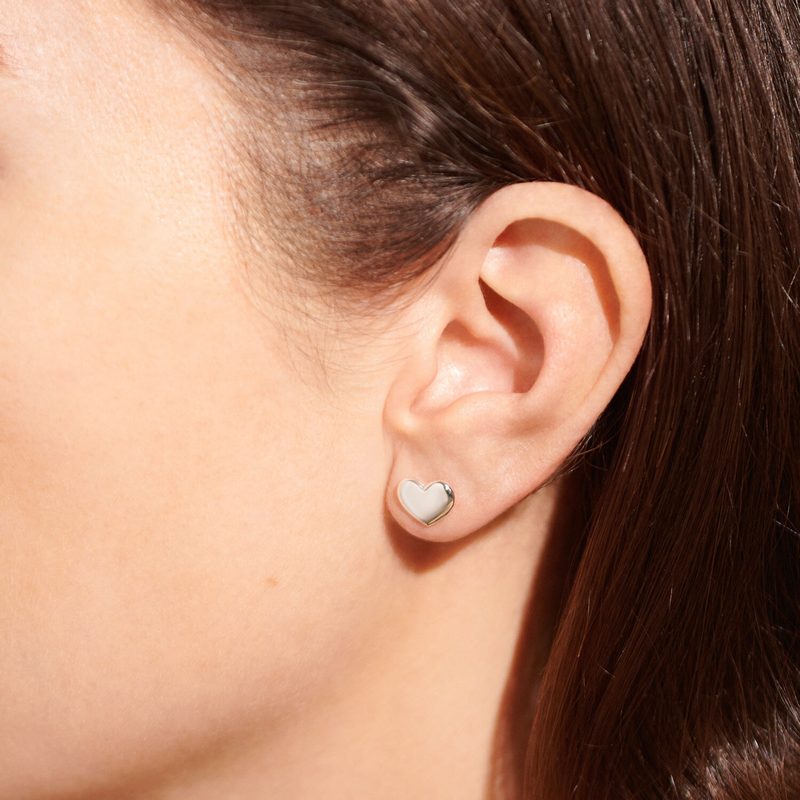 Joma Jewellery Graduating Hearts Earrings 6395 on model
