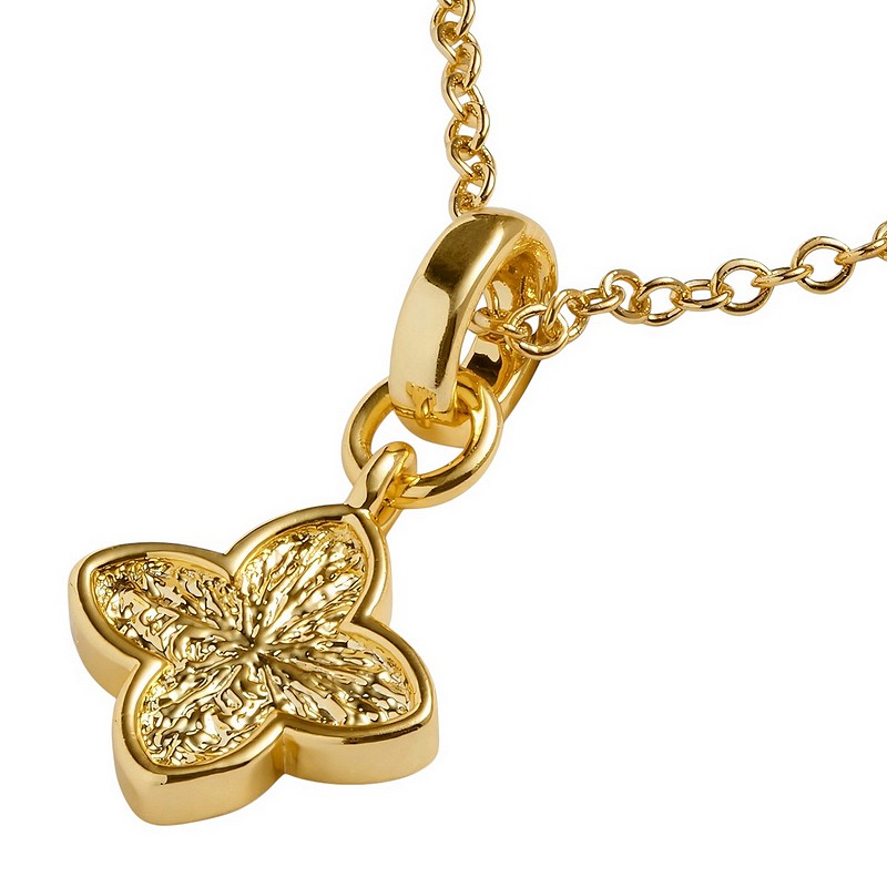 Joma Jewellery Signature Clover Collection Textured Clover Necklace Gold 10581 detail