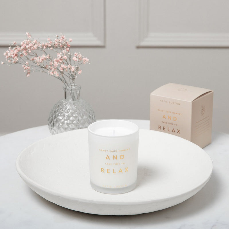 Katie Loxton Fresh Linen & White Lily Candle And Relax KLC327 lifestyle