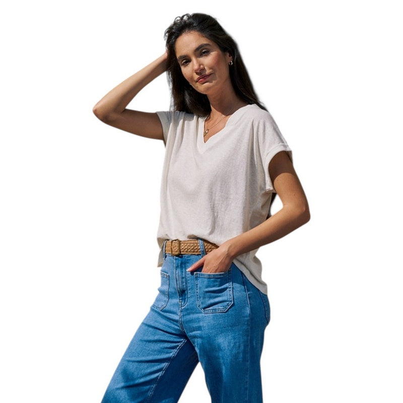 Luella Fashion Cotton T-Shirt V-Neck Vanilla on model side