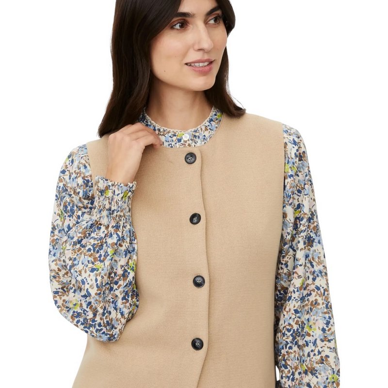 Masai Clothing Linbine Knit Cotton Cardigan Incense 1012103-4102S on model close-up