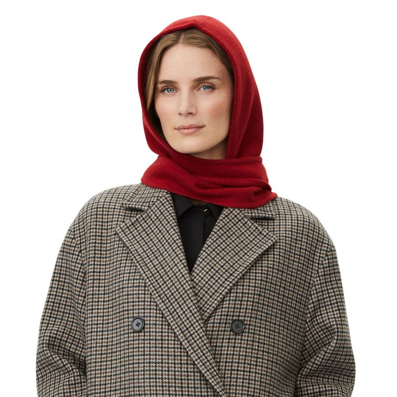 Masai Clothing Rhen Knitted Hooded Scarf Tibetan Red 1013162-5055S on model 1