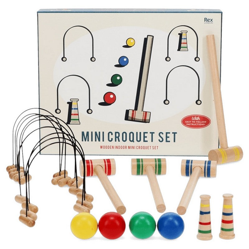 Mini Wooden Croquet Set 30407 contents