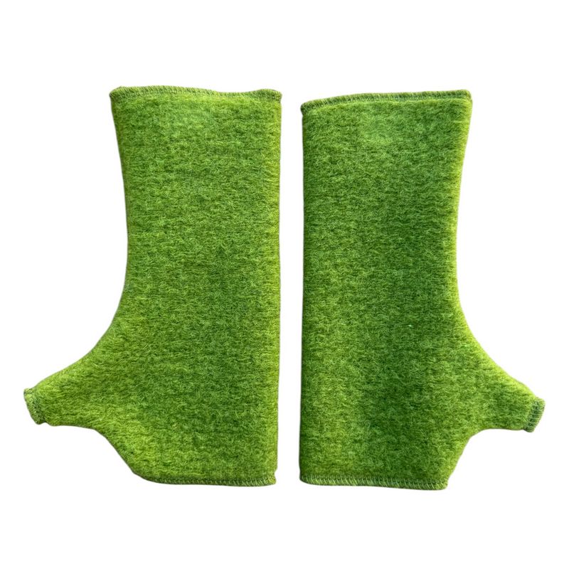 Neirami Clothing Short Gloves Pistacchio front