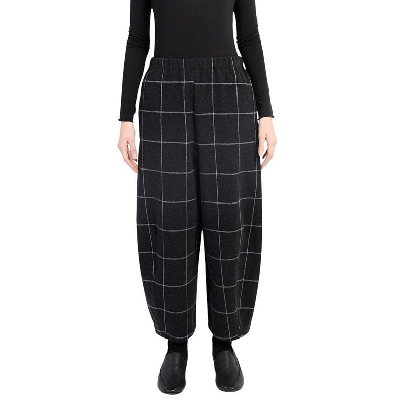 Neirami Easy Trousers Brush Check P008BI on model front
