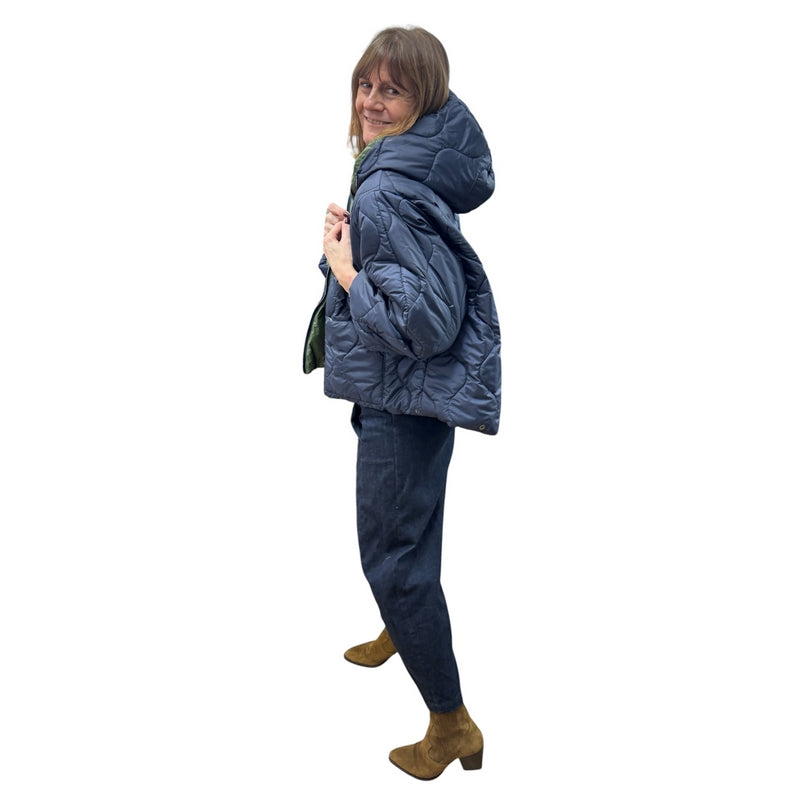 Neirami Short Quilted Jacket Oceano C114ON on Helen