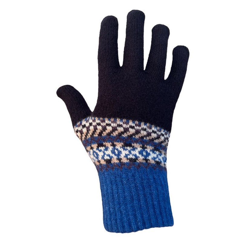 Old School Beauly Knitwear Loch Ness Mens Glove on hand