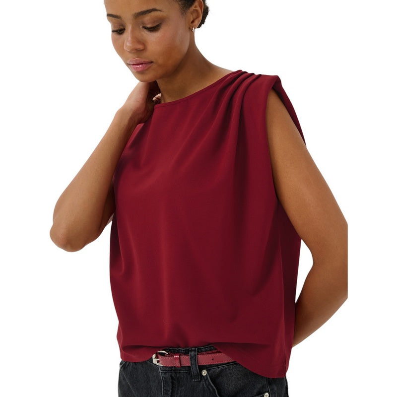 Part Two Clothing Divya T-Shirt Biking Red 30310980-191650 on model side