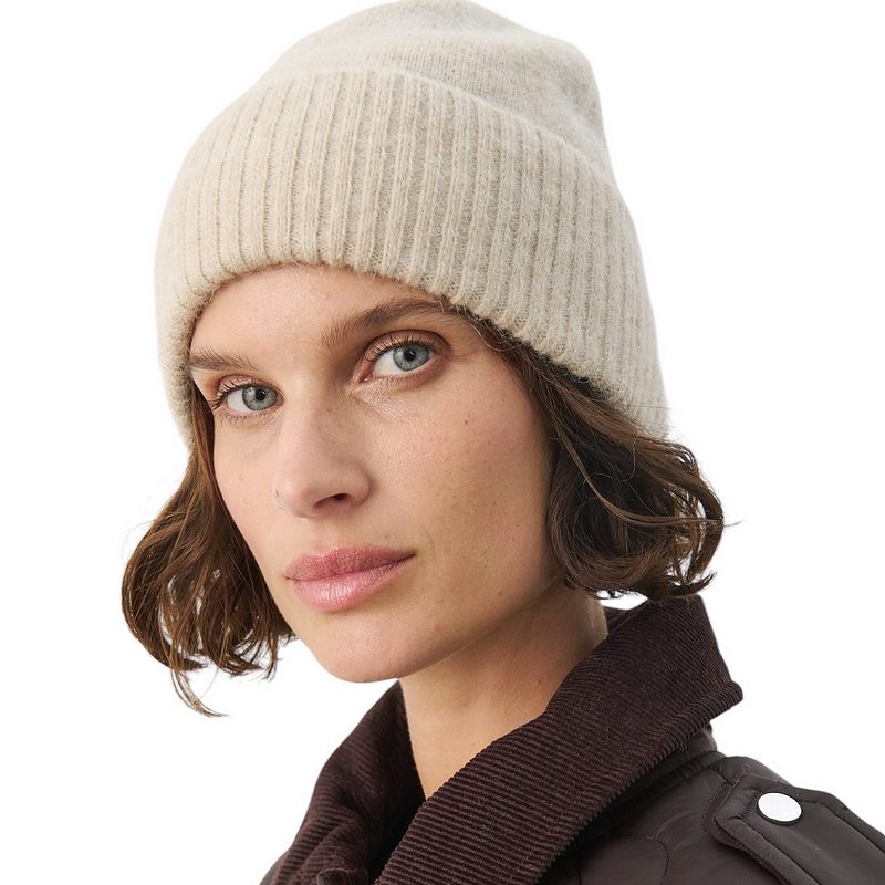 Part Two Clothing Kaleska Hat in French Oak 30308991-1304001 on model main