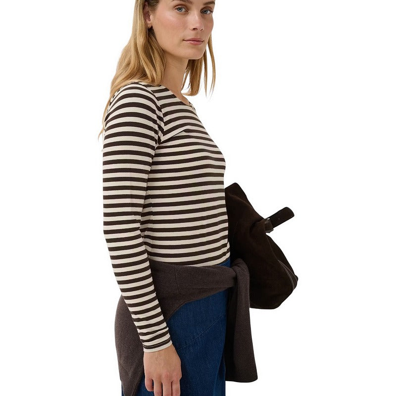 Part Two Clothing Nemajas T-Shirt Mole Stripe on model side