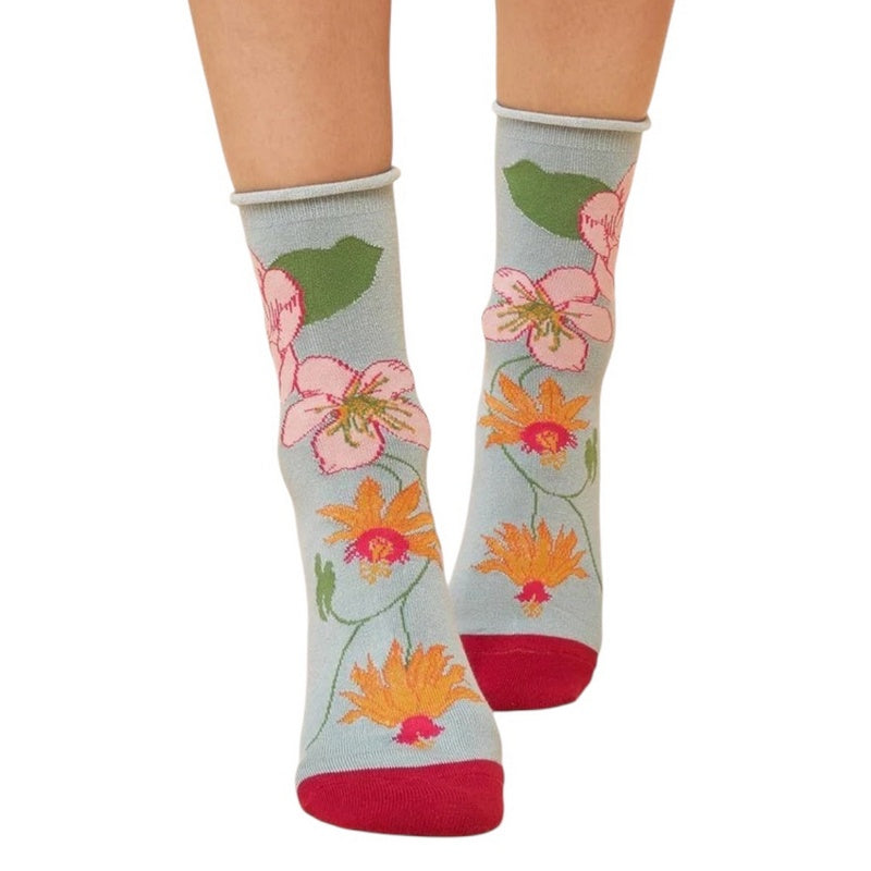 Powder Designs Tropical Flora Ankle Socks Ice SOC652 on model front