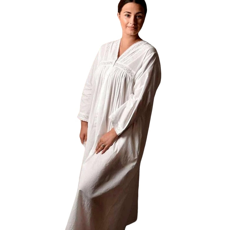 Powell Craft April Long-sleeve Nightdress SN119 on model front