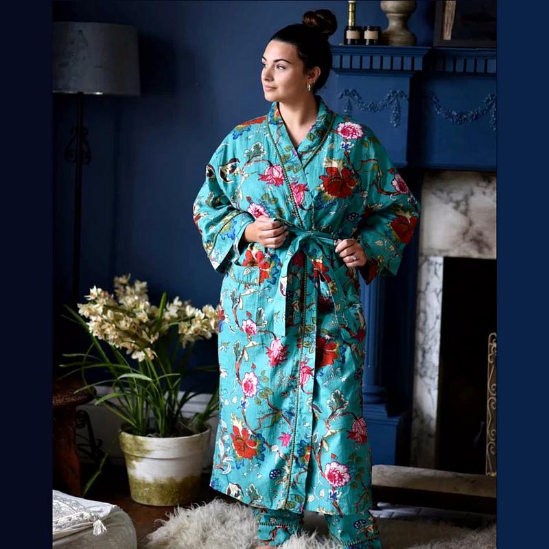Powell Craft Teal Exotic Bird Dressing Gown DG415 lifestyle