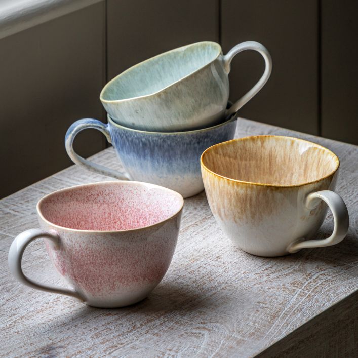 Reactive Organic Mug Rose Pink lifestyle mixed colours